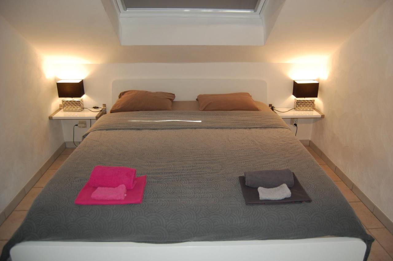 Appartement Fleurs Des Champs - Esc'Appart Rochefort Luaran gambar